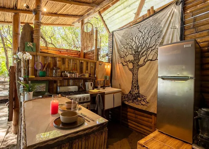 Oceanfront Bamboo Campingplatz *